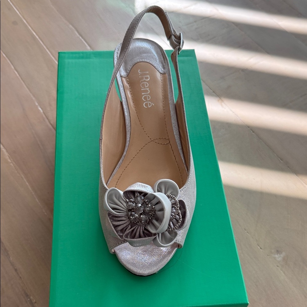 J.Renee Silver Floral Embellished Sandals